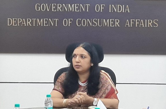 उपभोक्ता मामले विभाग (डीओसीए) की सचिव सुश्री निधि खरे ने बीआईएस अधिकारी संघ की नवनिर्वाचित कार्यकारी समिति के साथ बैठक की अध्यक्षता की।
